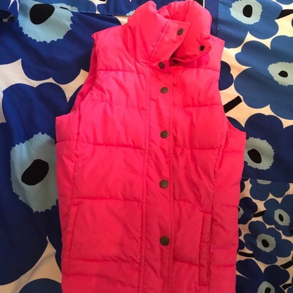 Hot pink puffer vest, size S - Picture 1 of 1